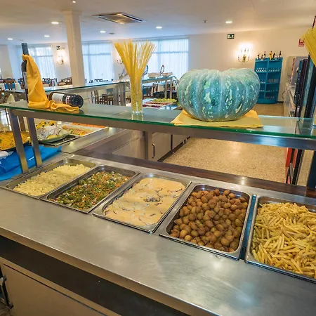 Checkin Pineda 3* ピネダ・デ・マール