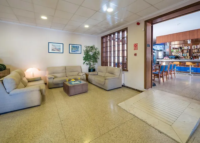 Checkin Pineda Otel Pineda de Mar